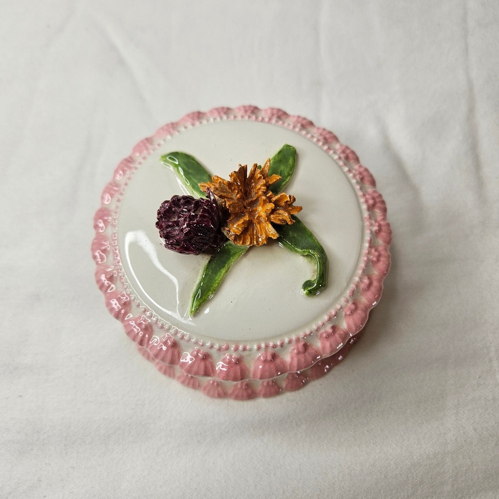 Vtg Ceramic Floral Trinket Box Pink White Round Lidded Jewelry Dish AP 1983
